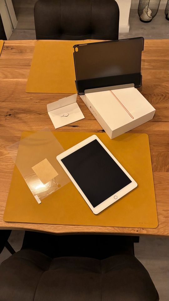 Apple iPad Air2 gold 16GB+Cellular in Hamburg