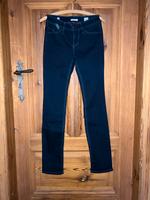 Jeans Mustang Jasmin Slim 25/32 ungetragen Brandenburg - Oranienburg Vorschau