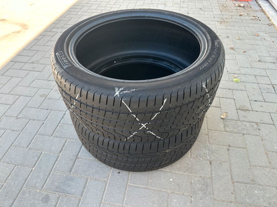 2 x Pirelli P Zero Sommerreifen 265/40/21 sehr gutes Profil in Hamburg