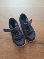 Nike Sneaker Turnschuhe 26 Klett blau Niedersachsen - Helmstedt Vorschau