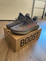 Adidas Yeezy Boost 350 „Beluga 2.0“ EU 44 2/3 Hessen - Herborn Vorschau