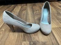 Marco Tozzi Pumps / Größe 38 Niedersachsen - Wunstorf Vorschau