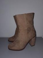 Stiefeletten beige Velour Gr.37 NEU Bayern - Dasing Vorschau