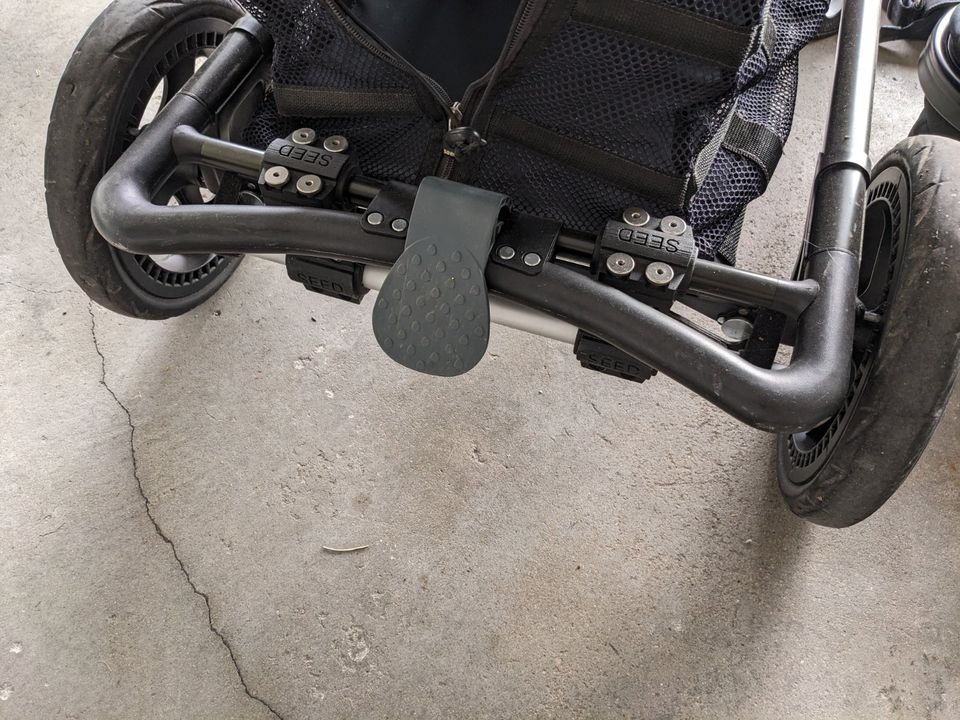 Seed/Britax Kinderwagen Papilio schwarz in Stuttgart