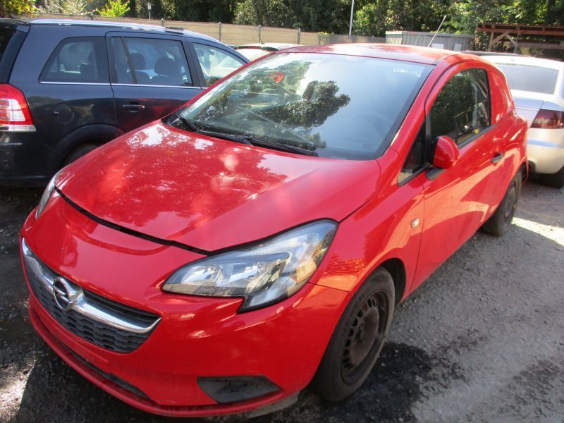 Opel Corsa E 1.3 CDTI; Schlachtfest: Motor,Getriebe,Heckklappe in Bad Nauheim