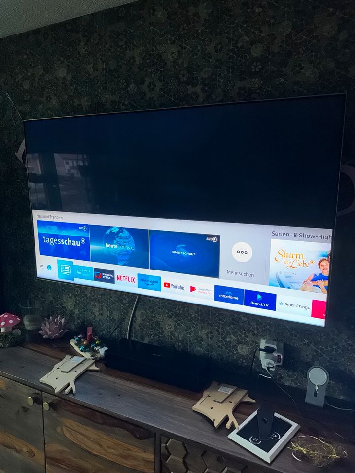 Samsung TV 55" Q7 Flat QLED 4K Q7FN in Schmalkalden