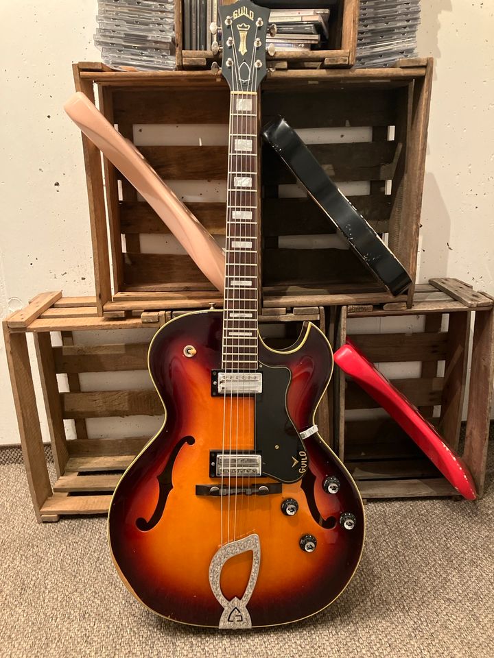 1964 Guild  CE-100 Capri Archtop Jazzgitarre Rio Palisander in Großlangheim