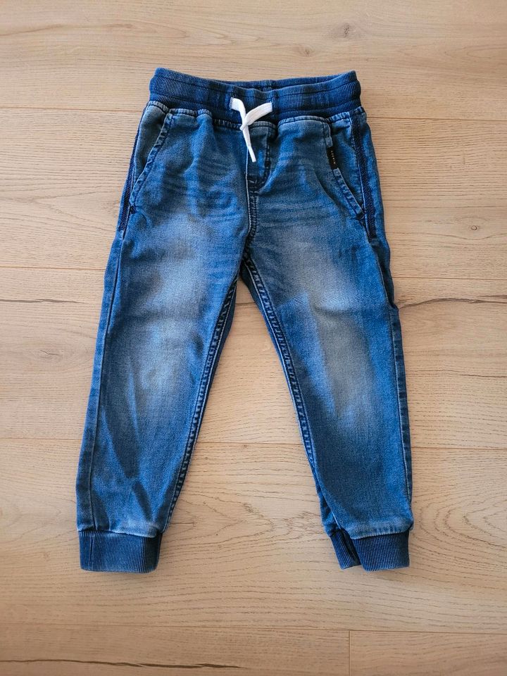 Jeans, Hose h&m 98 neuwertig in Pegau