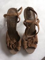 Schicke Sandalen mit Absatz Rheinland-Pfalz - Kaiserslautern Vorschau
