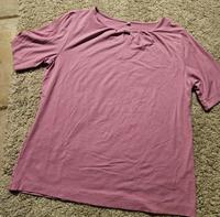 Shirt fliederfarben kurzer Arm Gr. 44 von Rabe mit kleinem Makel Sachsen - Nünchritz Vorschau