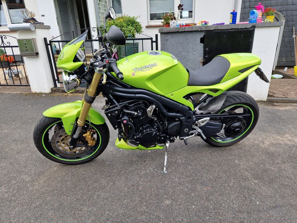 Triumph speed triple 1050 in Remscheid