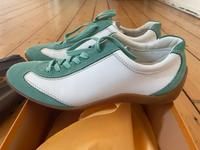 Tod’s Sneaker Retro Stil Weiss Mintgruen 38 Frankfurt am Main - Nordend Vorschau
