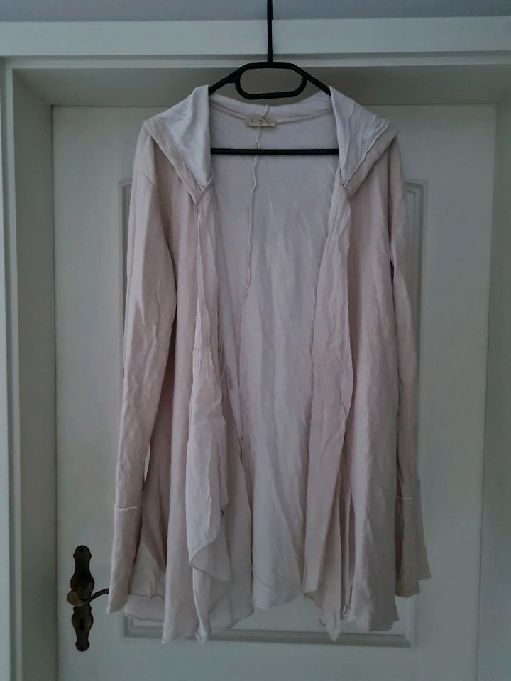 Jacke beige Gr.38 in Hollingstedt b Delve Holst