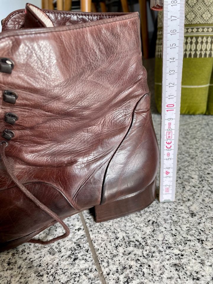 Schicke braune italienische Leder-Stiefel * Stiefeletten * 38 in Dortmund