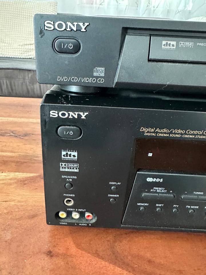 Sony Stereoanlage 5.1 mit CD Player und Subwoofer und Boxen in Hockenheim