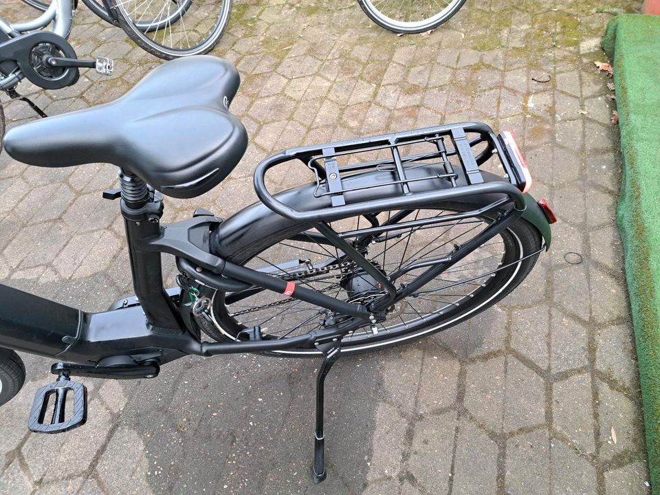 E Bike 28 Zoll Damen FLYER Gotour 6.. 2613km..500Wh..Top Zustand. in Langwedel