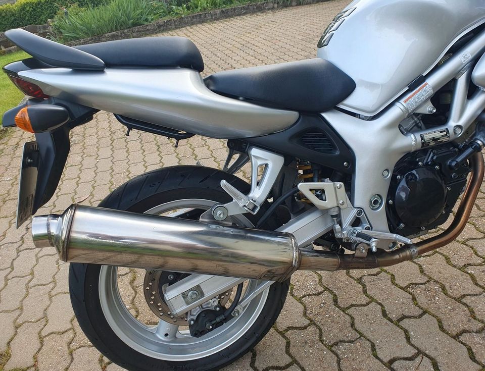 Suzuki SV 650S - wenig Km 11000 in Saarbrücken