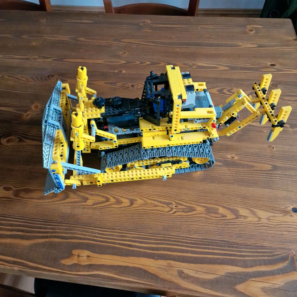 Lego Technik Bulldozer in Ilsenburg (Harz)