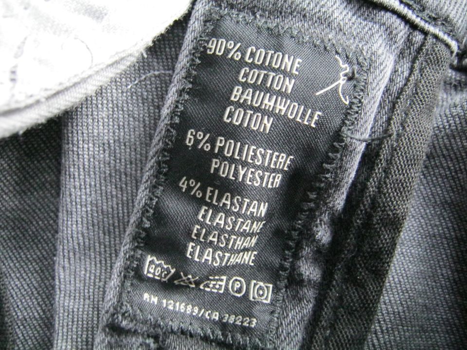 DRYKORN Jeans 27/34 grau used washed denbar eng geschnitten in Dortmund