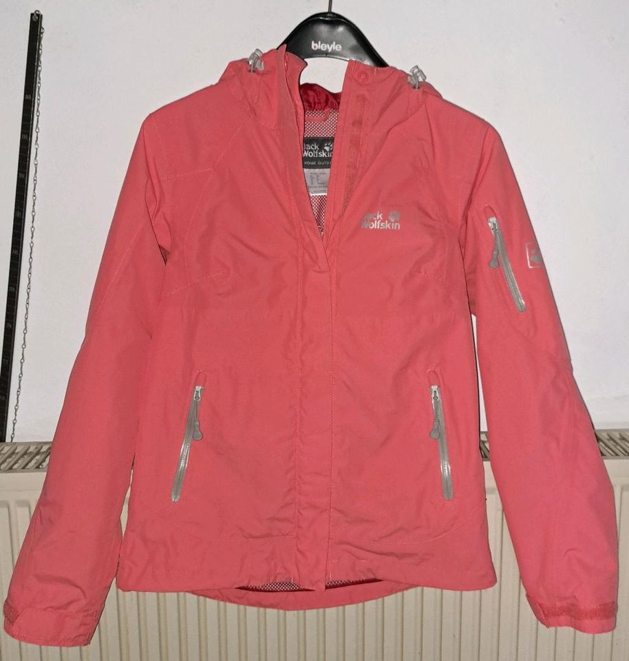 Jack Wolfskin Jacke, Regenjacke, Funktionsjacke in Schmallenberg