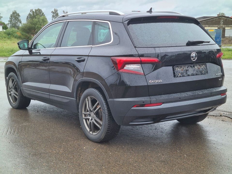 Skoda Karoq Style 4x4 1.Hd, Scheckheft in Schemmerhofen