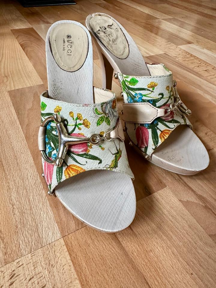 Gucci Pumps 39  Flower original Schuhe high Heels Sandale in Wolfsburg