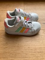 Adidas Turnschuhe Sneaker Weiß Gr 29 Wuppertal - Cronenberg Vorschau