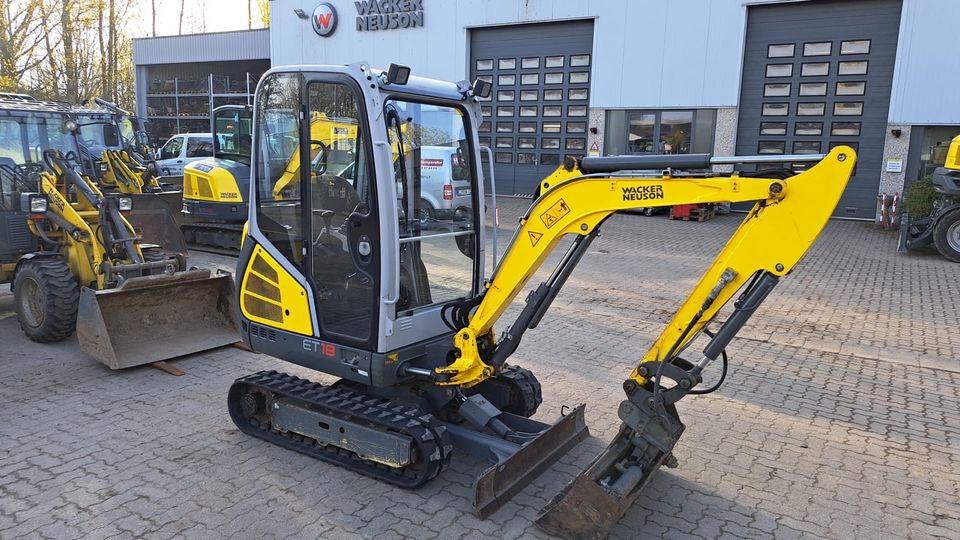 Minibagger Bagger Wacker Miete Schwenkschaufel ET18 ET 18 in Hamburg