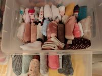 Baby Mädchen Jungen unisex 32 Paar Socken Größe 68-74 Nordrhein-Westfalen - Mönchengladbach Vorschau
