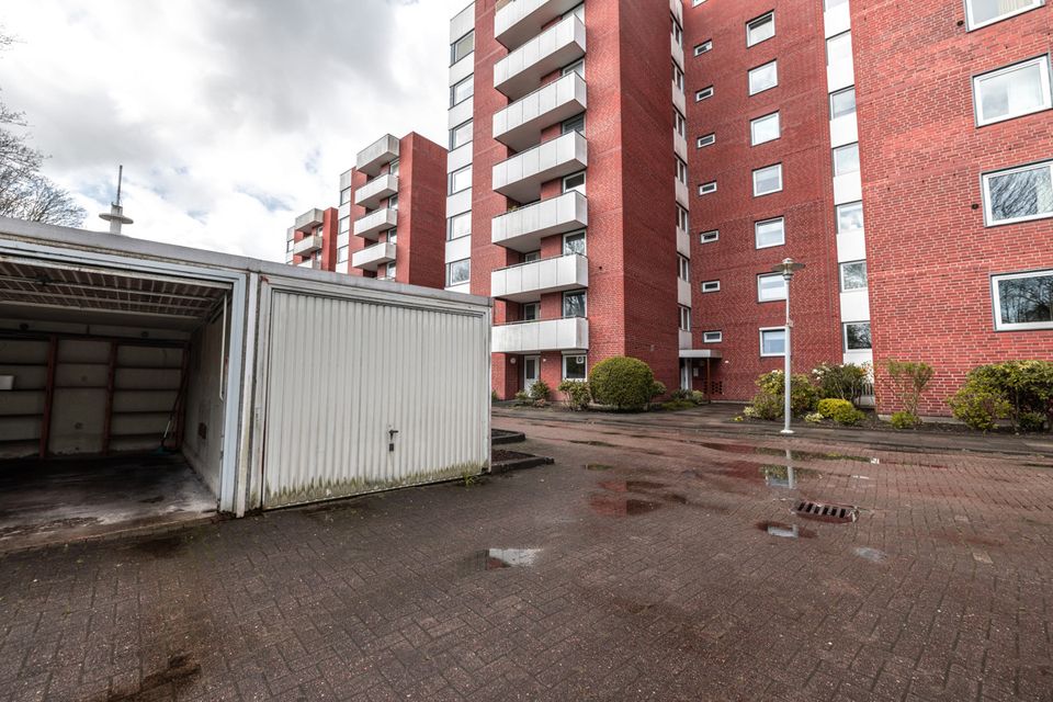 Bremerhaven - Geestemünde // Großzügige Wohnung mit Loggia und Weitblick in Bremerhaven