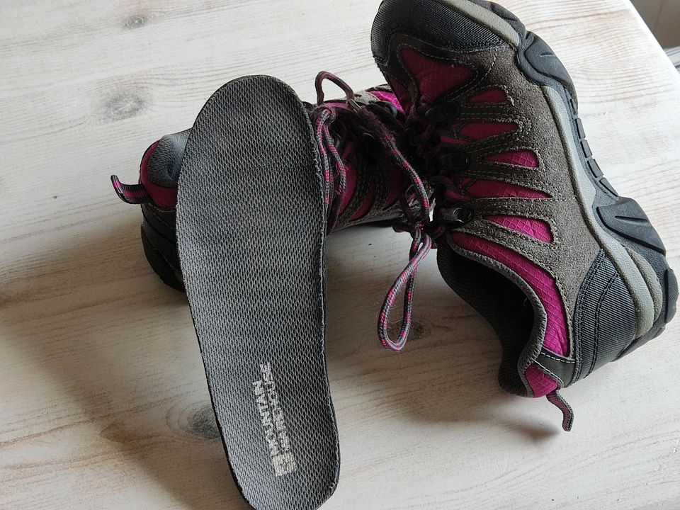 Sneaker Trekkingschuhe Gr 33 Wanderschuhe Mountain Warehouse pink in Uhlstädt-Kirchhasel