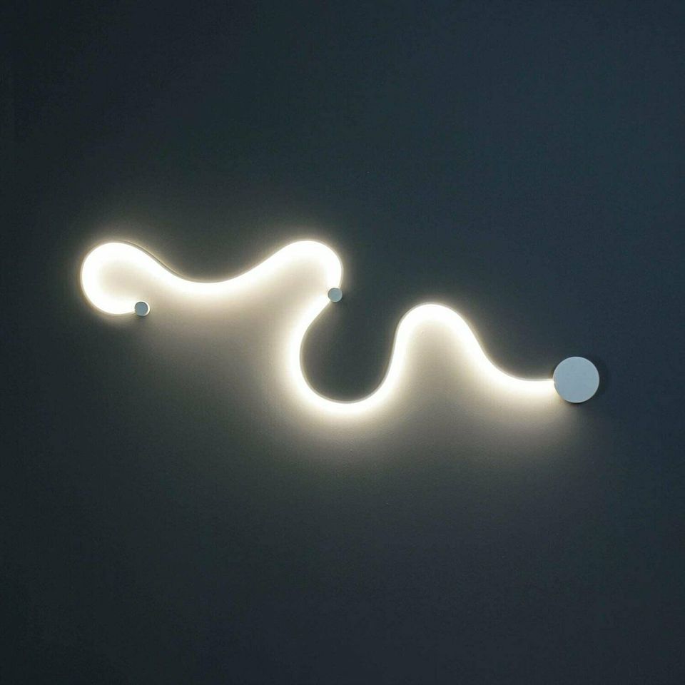 Moderne LED Wandleuchte Wave geschwungen Welle weiß NEU in Sachsen -  Chemnitz | eBay Kleinanzeigen ist jetzt Kleinanzeigen