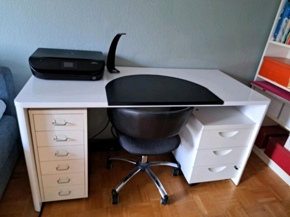 Schreibtisch 150cm×70cm in Werneck