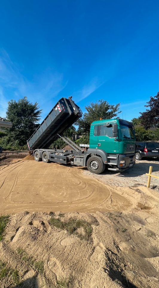 MAN TGA 26.360 Abrollkipper Hakenlift LKW in Gelting Angeln