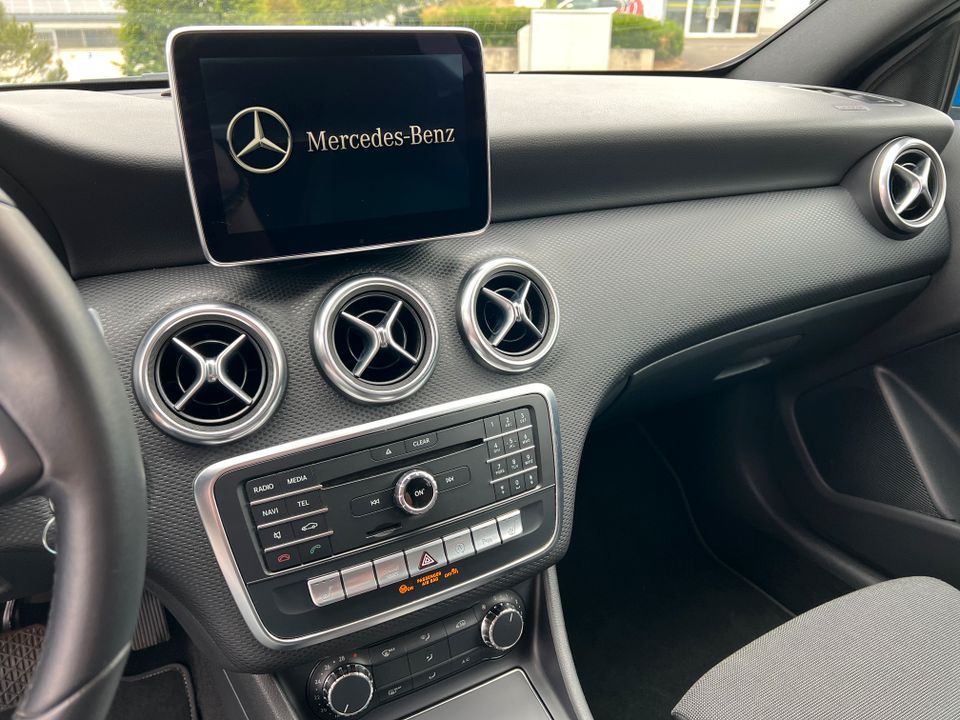 Mercedes-Benz A 180d EU6 Automatik*Navi*Sitzhzg.*Tempomat*1. Hand in Wittlich