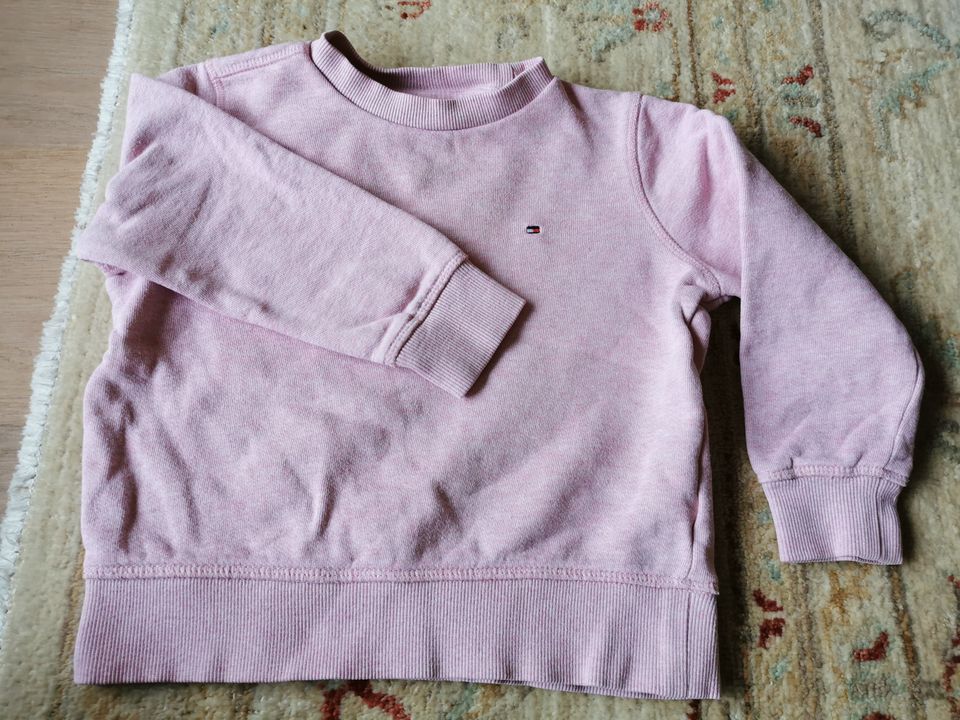 Pullover von Tommy Hilfiger, Größe 104 in Perl