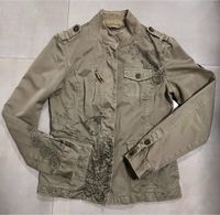 CLOSED Damen Jacke Gr. S in Khaki/ Army Grün - neuwertig! Stuttgart - Stuttgart-West Vorschau