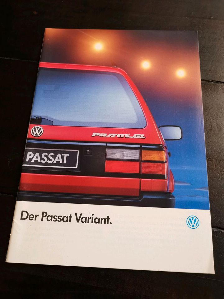 VW Golf Passat Prospekt 90er Jahre in Dormagen