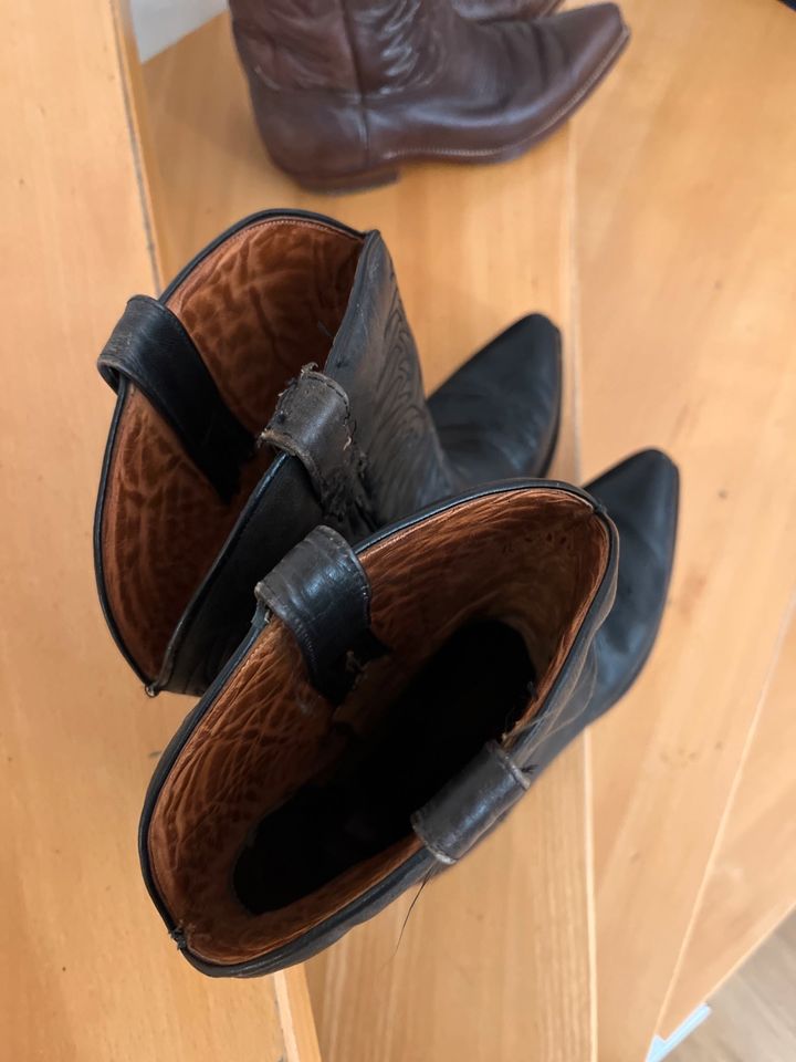 Herren Cowboystiefel von Vidal und Buffalo in Schwetzingen