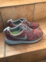 Nike Turnschuhe Gr.40 Nordrhein-Westfalen - Windeck Vorschau