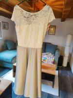 Kleid silber cremeweiß Niedersachsen - Vechelde Vorschau