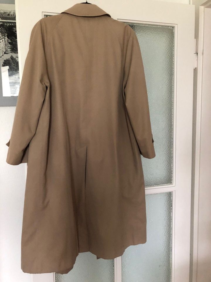 Mantel, Trenchcoat, Burberry, Original, beige, Größe M in Berlin