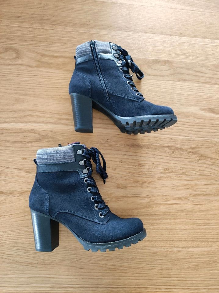 Tommy Hilfiger Stiefelette blau Wildleder Gr 38 in Walderbach