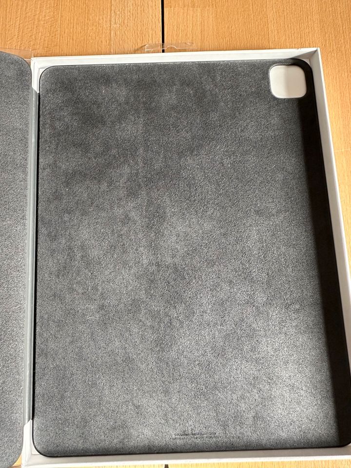 Apple IPad Smart Folio 12,9“ (3rd + 4th Gen.) in Reichshof