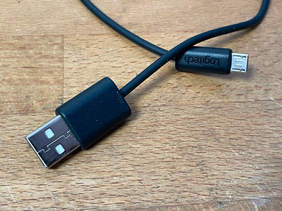 Logitech USB-A auf Micro-USB Kabel 40 cm schwarz in Radebeul