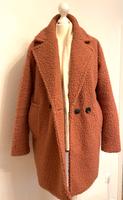 Wintermantel Teddy Fell 38 M altrosa Winterjacke Mantel Hessen - Dornburg Vorschau