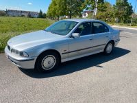 BMW 525 DIESEL 2.Hand Französische Dokumente Tüv 09.2024 Hessen - Ginsheim-Gustavsburg Vorschau