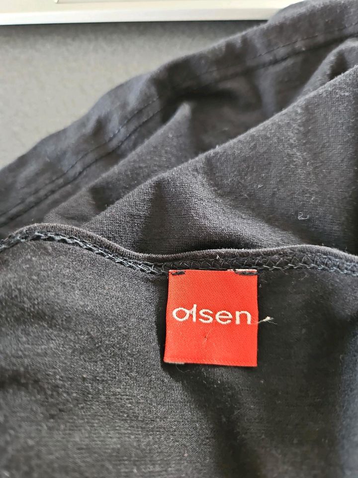 Olsen T-Shirt Gr. 44 schwarz in Neuhausen