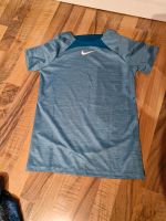 Nike Dri- Fit Jungs  Shirt Gr. L 147-158cm Brandenburg - Ortrand Vorschau