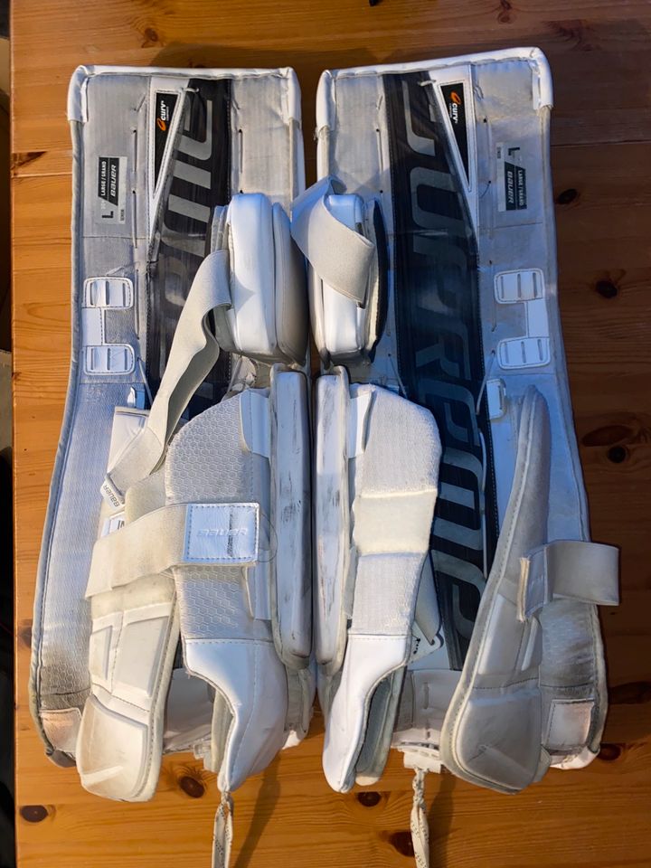 Eishockey Goalie Bauer Beinschienen Supreme 3S Senior L in Hannover